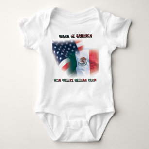 Das Shirt des Babys -, das auf amerikanischen