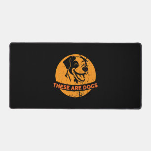 Das sind Hunde, die mutig und lustig sind. Schreibtischunterlage