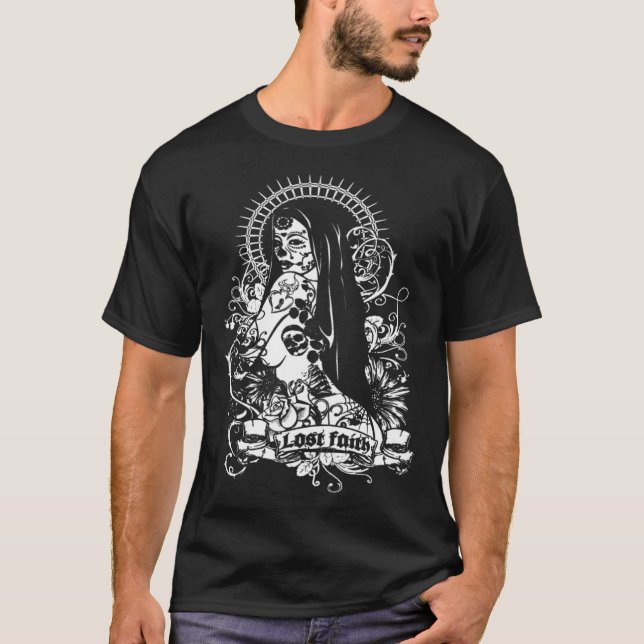 Das tätowierte Mädchen Cool Nice T-Shirt (Vorderseite)