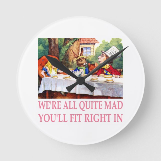 Das Tea-Party des Mad Hatter in der Alice im Wunde Runde Wanduhr (Vorderseite)
