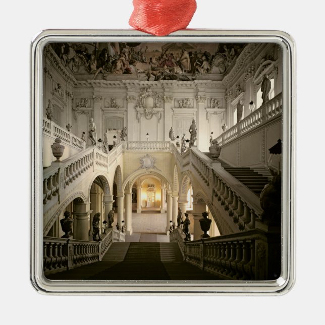 Das Treppenhaus, errichtet 1719-44 Silbernes Ornament (Vorne)