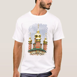 Das Trinity-Sergijew-Kloster T-Shirt