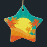 Das tropische Retro-Design des Sunset Beach Keramikornament<br><div class="desc">Mit einem Design eines Retro-tropischen Strandes bei Sonnenuntergang mit Palmen. Dieses Surfdesign ist in Rot, Orange und Gelb gehalten und erinnert an einen tropischen Badeort mit heißen Sommertagen. Für Sonnenliebhaber, Surfer und Sand und tropische Sonnenuntergänge.</div>