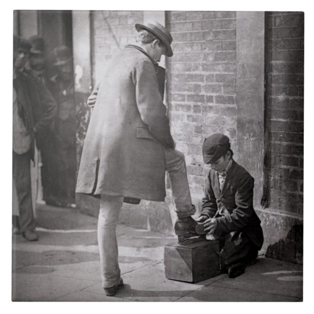 Das unabhängige Schuh-Schwarze, 'vom Straßen-Leben Fliese (Vorderseite)