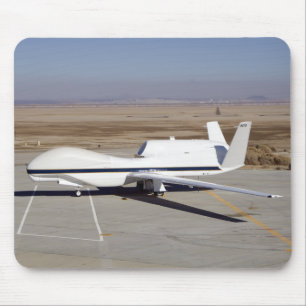 Das unbemannte Flugzeug der Global Hawk Mousepad