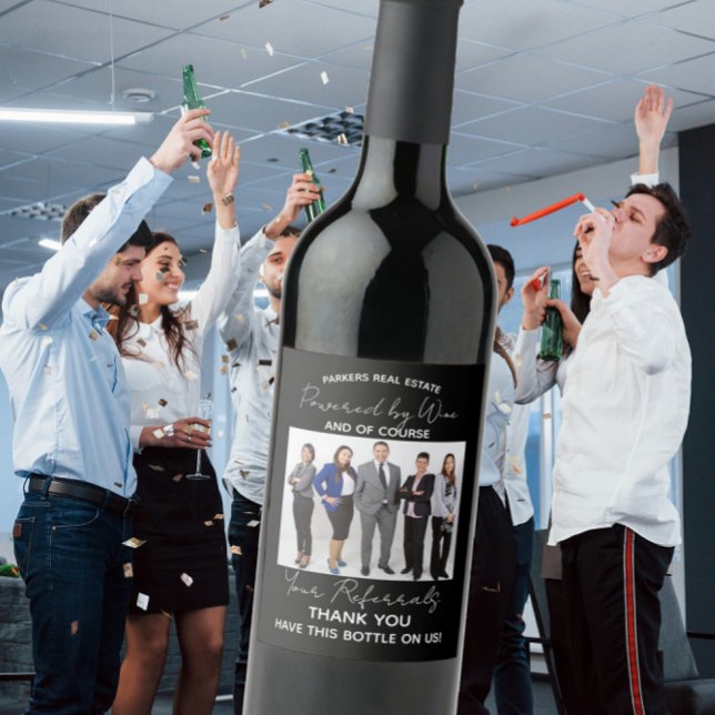 Das Unternehmen ist auf Wein und Ihre Empfehlungen Weinetikett (Von Creator hochgeladen)