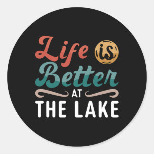 Das Wakeboard-Leben am See ist besser Runder Aufkleber