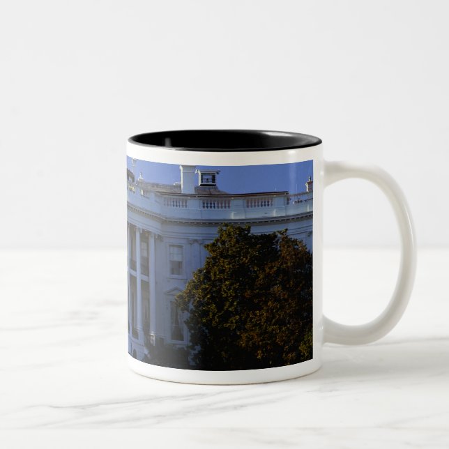 Das Weiße Haus Zweifarbige Tasse (Rechts)