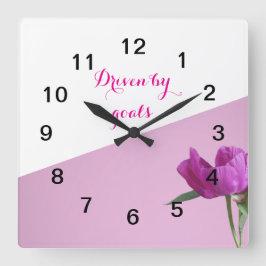 Das Ziel wird von Goals Wall Clock angetrieben Quadratische Wanduhr