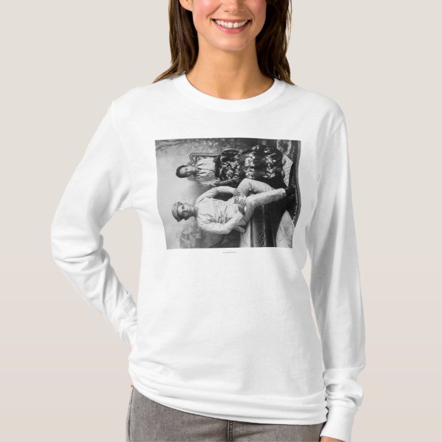 Dato Mandi und Ehefrau in den Philippinen T-Shirt (Vorderseite)