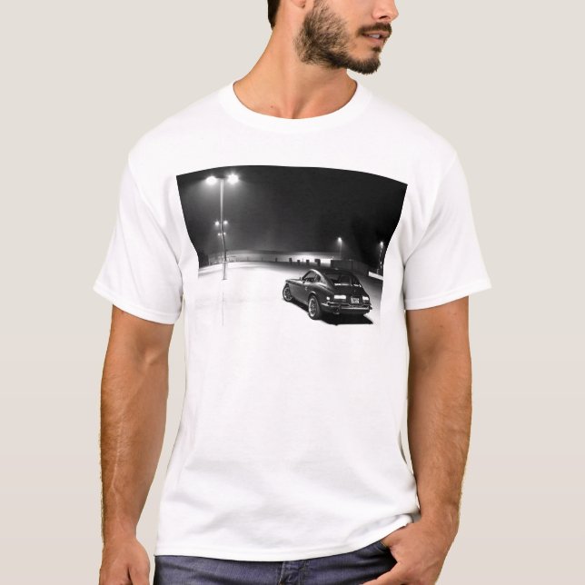 Datsun 240z nachts T-Shirt (Vorderseite)