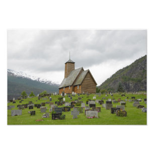 Daubekirche mit Graveyard in Norwegen-Foto Fotodruck