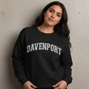 DAVENPORT University-Style Sweater Amerika College Sweatshirt