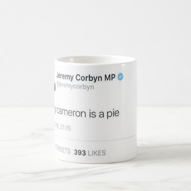 Davey Cameron ist eine Torte Kaffeetasse (Mittel)