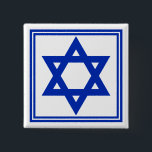 David Button<br><div class="desc">Square Button mit einem Bild eines königsblauen Sterns von David und königsblaue Doppelgrenze. Hier finden Sie passende Rundtaste,  Rundcharme,  großen runden,  hochwertigen Schlüsselanhänger aus Metall,  runde Halskette und Armbanduhr. Sehen Sie sich die gesamte Hanukkah Buttons & Buttone Kollektion im HOLIDAYS Bereich an.</div>