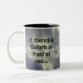 David und Goliath Quote  Zweifarbige Tasse