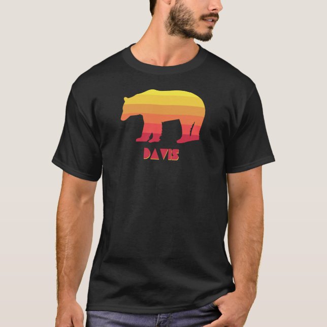 Davis West Virginia Rainbow Bear T-Shirt (Vorderseite)