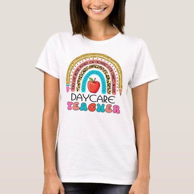 Daycare Teacher Pencil Rainbow Gift T-Shirt (Vorderseite)