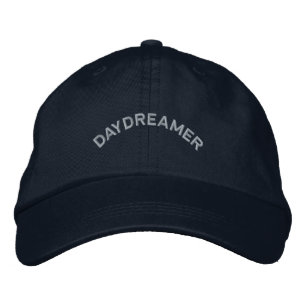 Daydreamer schweben durch Ihre Gedanken im Stil Bestickte Baseballkappe