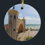 Daytona Beach Bandshell auf der Keramik Ornament<br><div class="desc">Schönes Einzelteil mit dem historischen Daytona Beach bandshell Amphitheater auf der Promenade völlig errichtet von coquina Muschel vom Atlantik.</div>