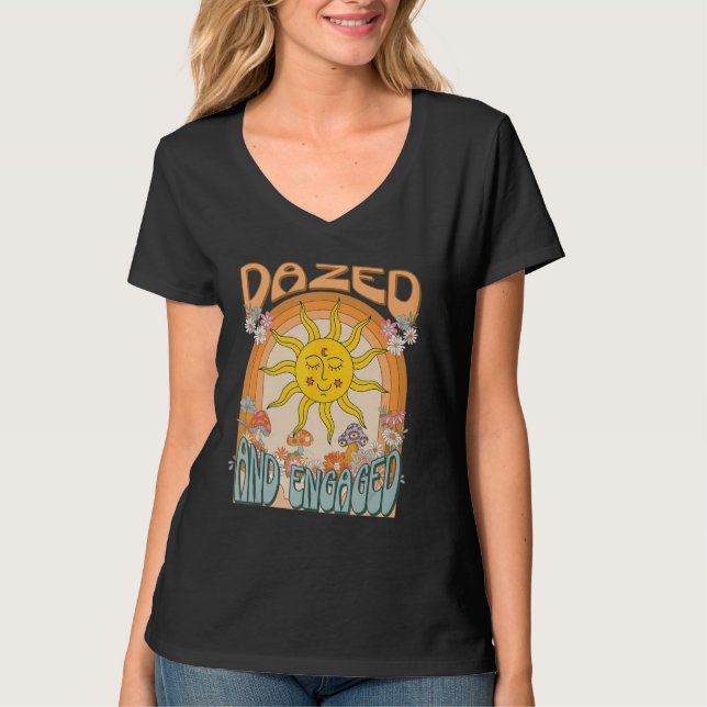 Dazed And Engaged Bachelorette Party Wildflowers G T-Shirt (Vorderseite)