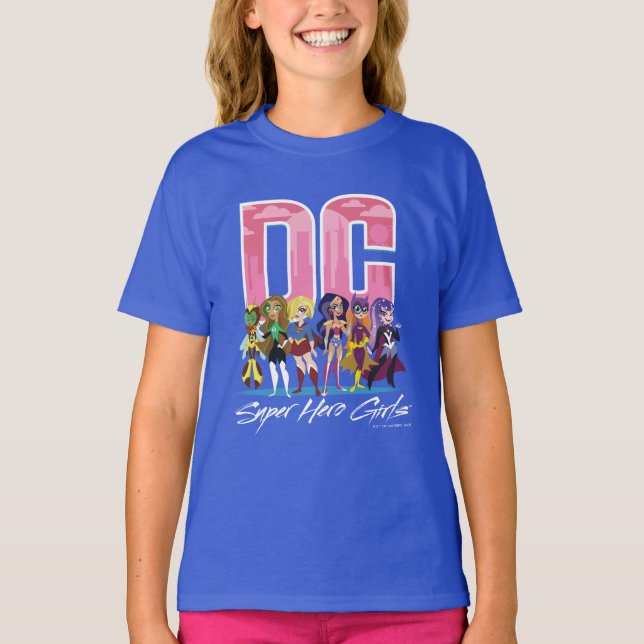 DC Super Hero Girls Lineup T-Shirt (Vorderseite)
