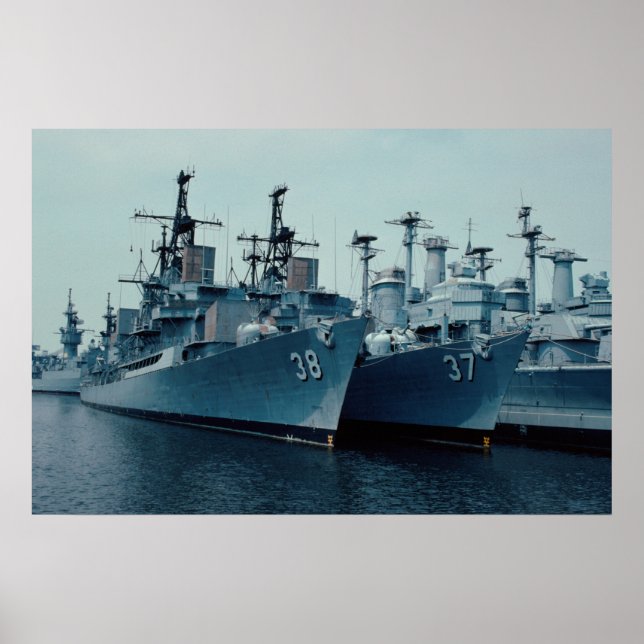 DDG 37 Farragut, DDG 38 Luce, Philadelphia Reserve Poster (Vorne)