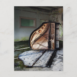 Dead Piano Postkarte