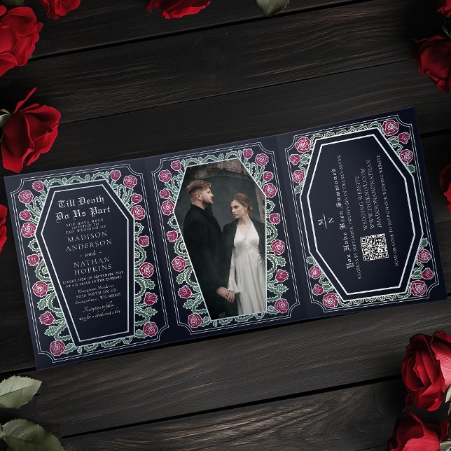Death Do us Part Rose Blue Gothic Wedding QR Code Dreifach Gefaltete Einladung (Von Creator hochgeladen)