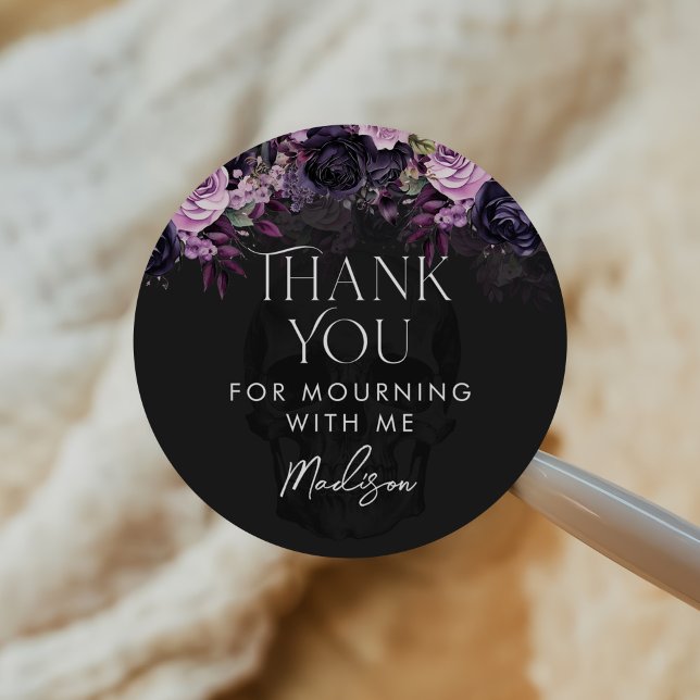 Death Of Her Twenties 30th Birthday Party Runder Aufkleber (Von Creator hochgeladen)