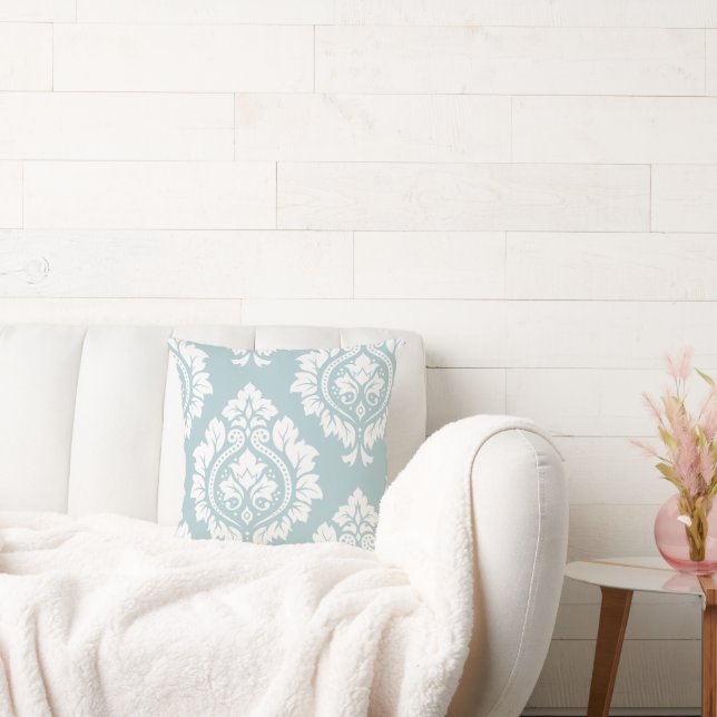 Decorative Damask Art I White on Duck Egg Blue Kissen (Liege)