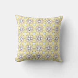 decorative pillow featuring a geometric pattern kissen