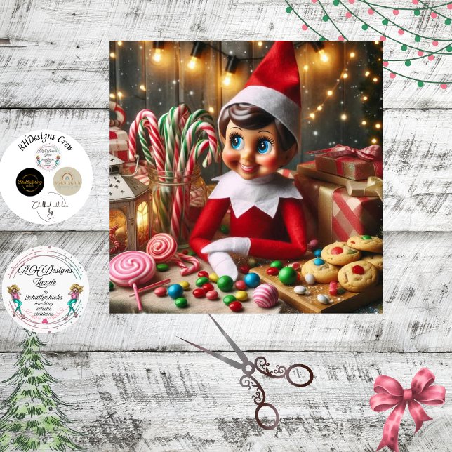 Decoupage-Elf auf einem Tisch  Seidenpapier (Von Creator hochgeladen)
