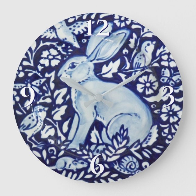 Dedham Cobalt Blue & White Rabbit Plakat Clock Bir Große Wanduhr (Vorderseite)
