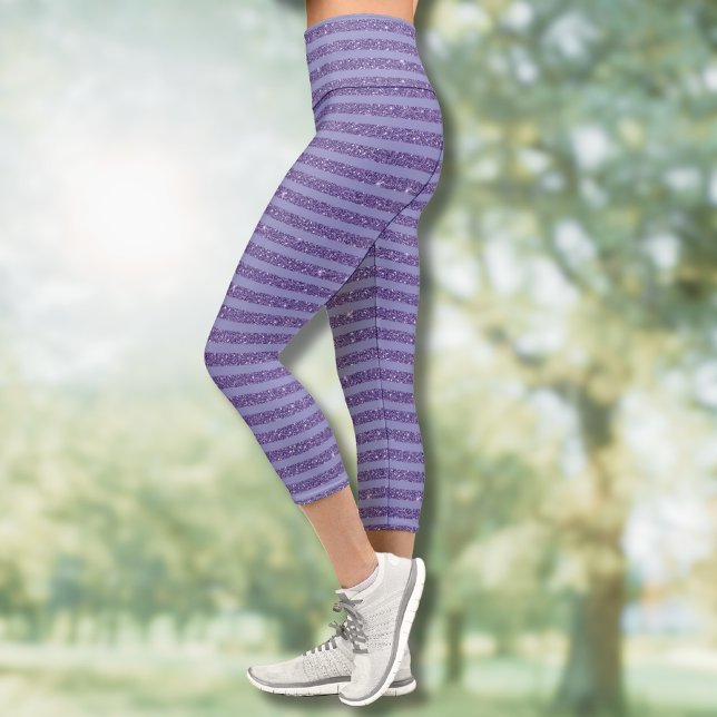Deep Amethyst Glitter Style Horizontal Stripes  Capri Leggings (Von Creator hochgeladen)