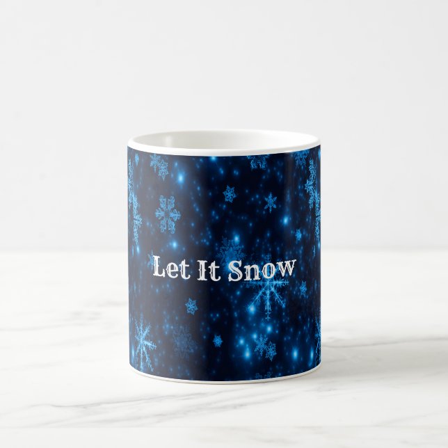 Deep Blue & Bright Snowflakes Klassische Tasse (Mittel)