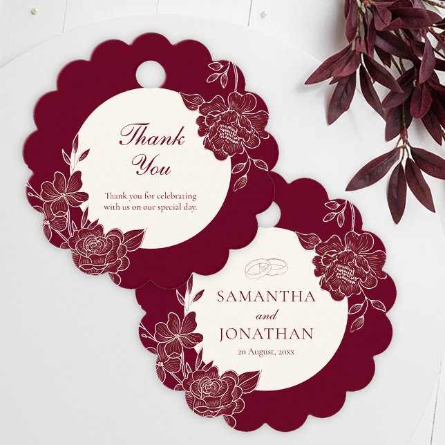 Deep Burgundy Floral Line Art Wedding Geschenkanhänger (Deep Burgundy Floral Line Art with Ivory Arch Wedding Favor Tags)