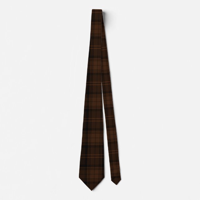 Deep Maroon, Dark Olive, Black Tartan Muster Krawatte (Vorderseite)
