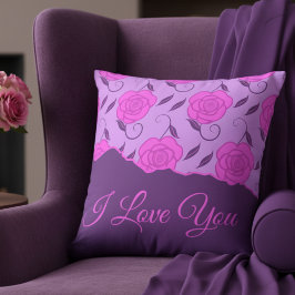Deep Pink Roses On Purple Love You Kissen