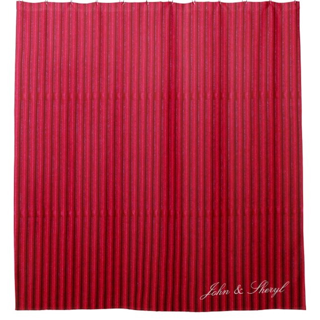 Deep Red Ribbed Vertikale Linien Duschvorhang (Vorderseite)