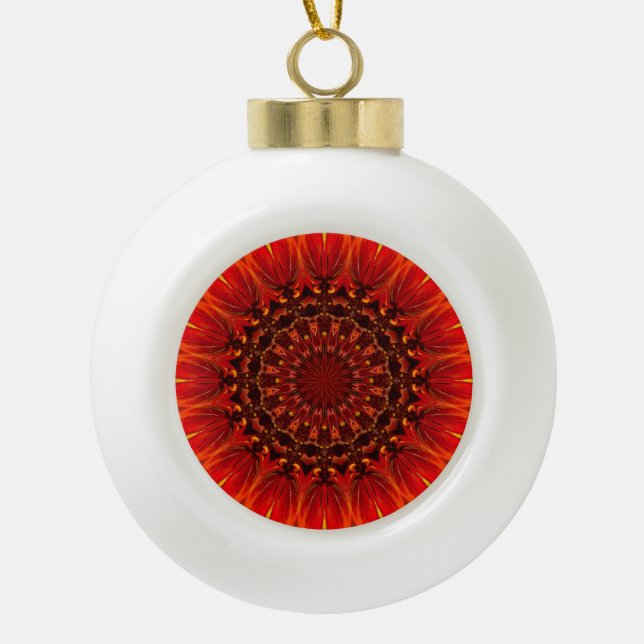 Deep Red Rudbeckia Floral Mandala Keramik Kugel-Ornament (Vorderseite)