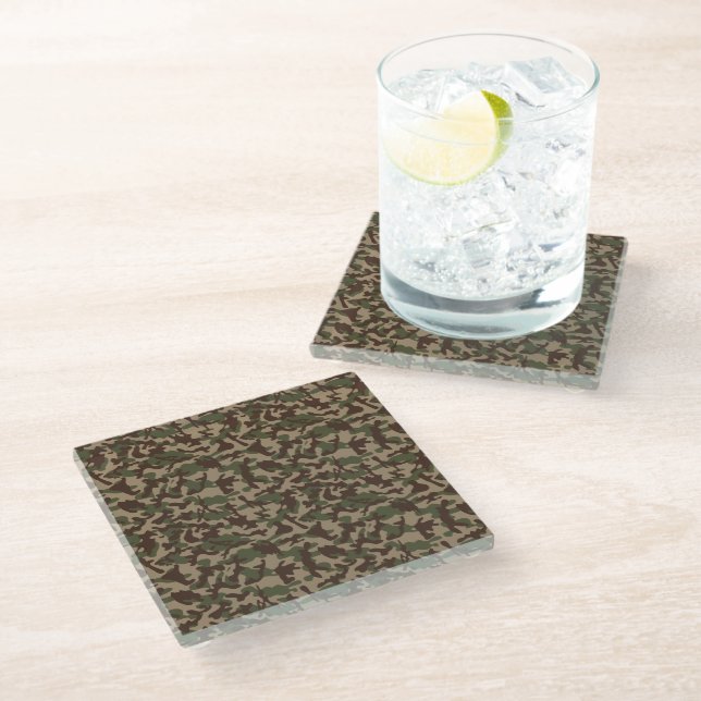 Deep Wood Camouflage Glasuntersetzer (Schrägansicht)