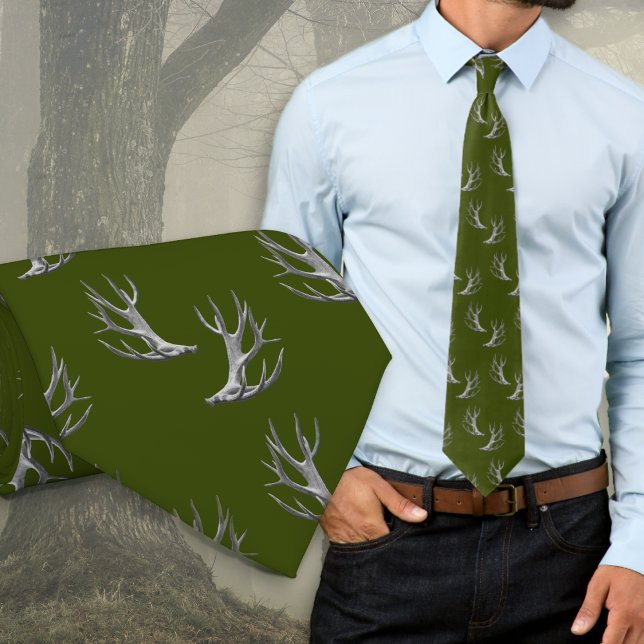 Deer Hunter Antlers Pattern Forest Green Krawatte (Von Creator hochgeladen)