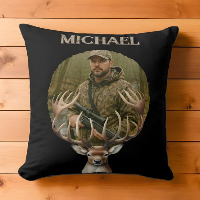 Deer Hunter Personalized Photo Camouflage Name Kissen (Von Creator hochgeladen)