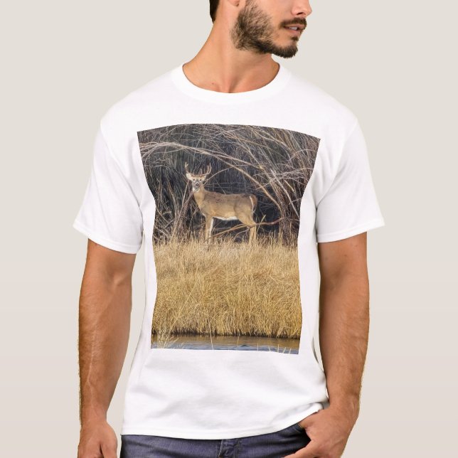Deer in the Thicket T-Shirt (Vorderseite)