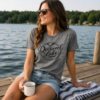 Deerwood Lake 1946 Klassisches Seeleben Tri-Blend Shirt