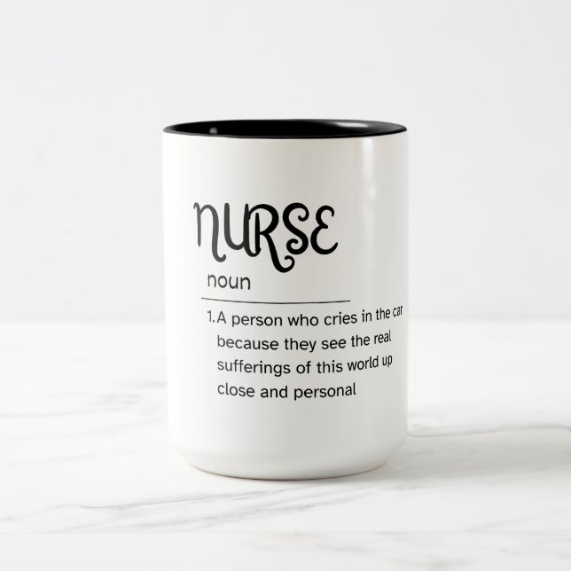 Definition eines Krankenpflegers Teil 3 Zweifarbige Tasse (Mittel)