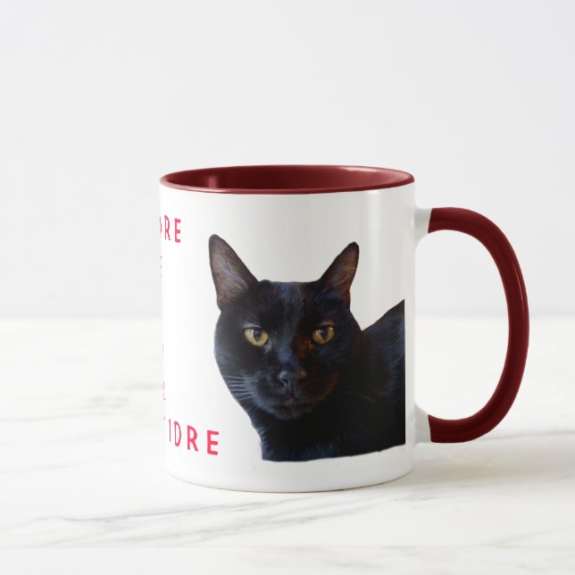 Deidres Tasse (Rechts)