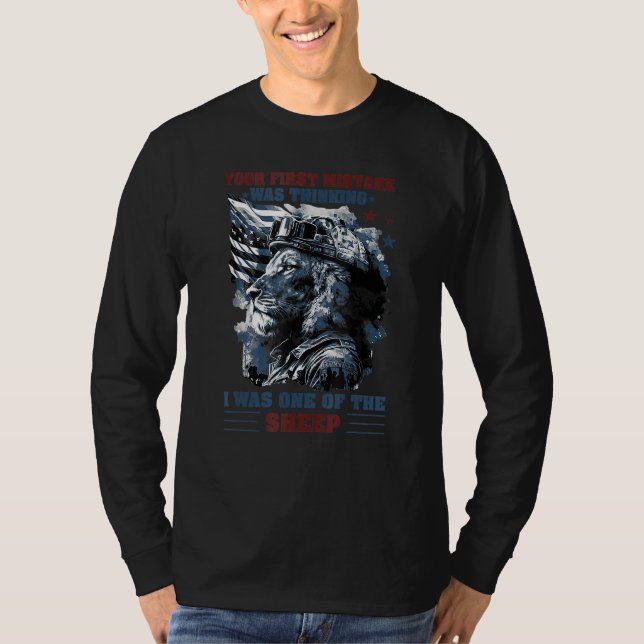 Dein erster Fehler war zu denken, ich wäre einer v T-Shirt (Vorderseite)