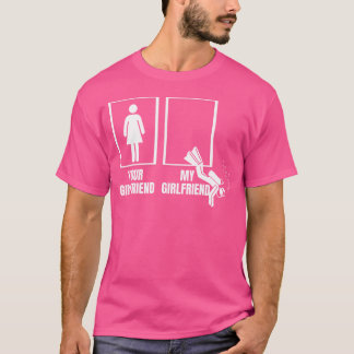 Deine Freundin Meine Freundin Proud Boyfriend Scub T-Shirt